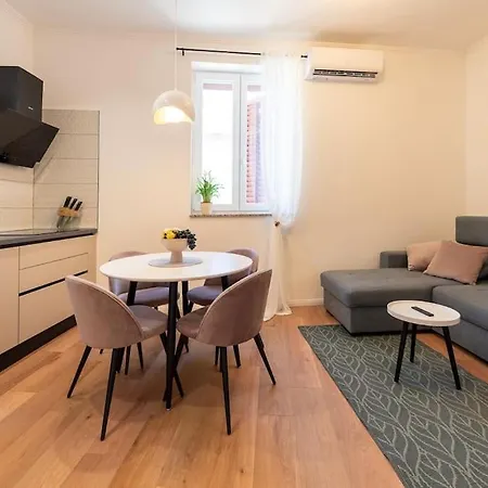Apartment Nedinium Zadar